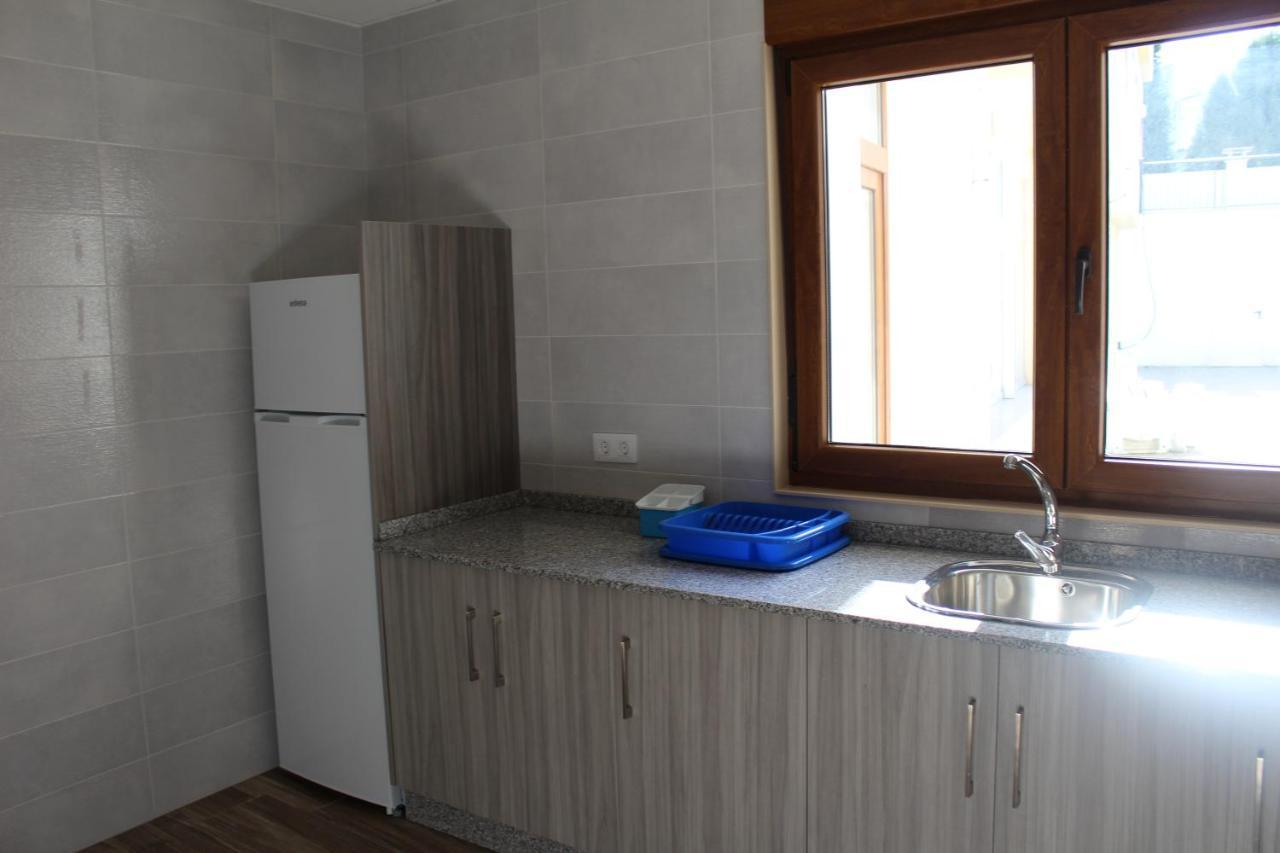 Pensión Albergue O Pedregal Lourenza Exterior foto