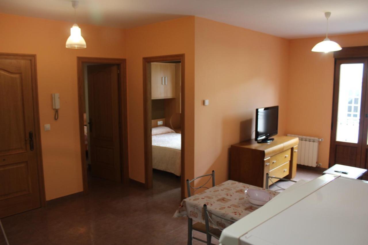 Pensión Albergue O Pedregal Lourenza Exterior foto