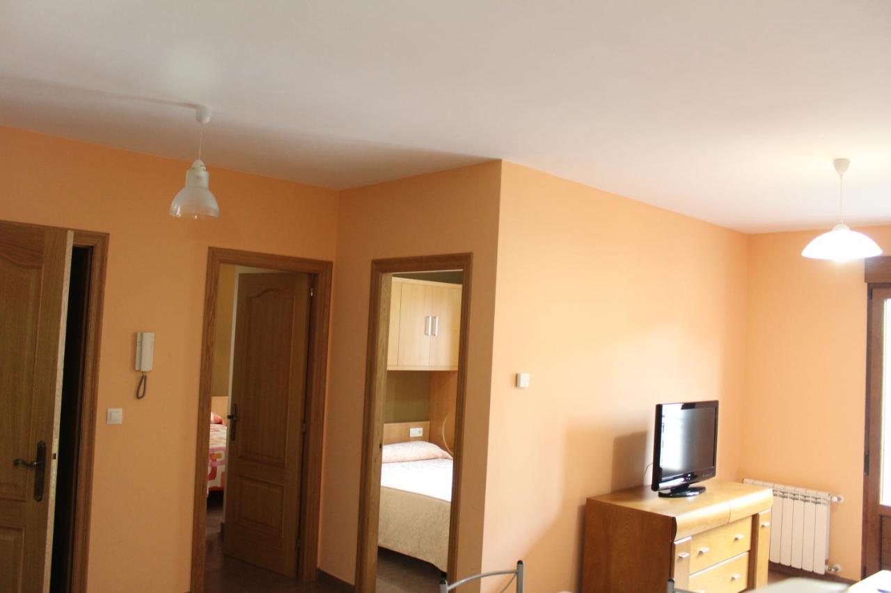Pensión Albergue O Pedregal Lourenza Exterior foto